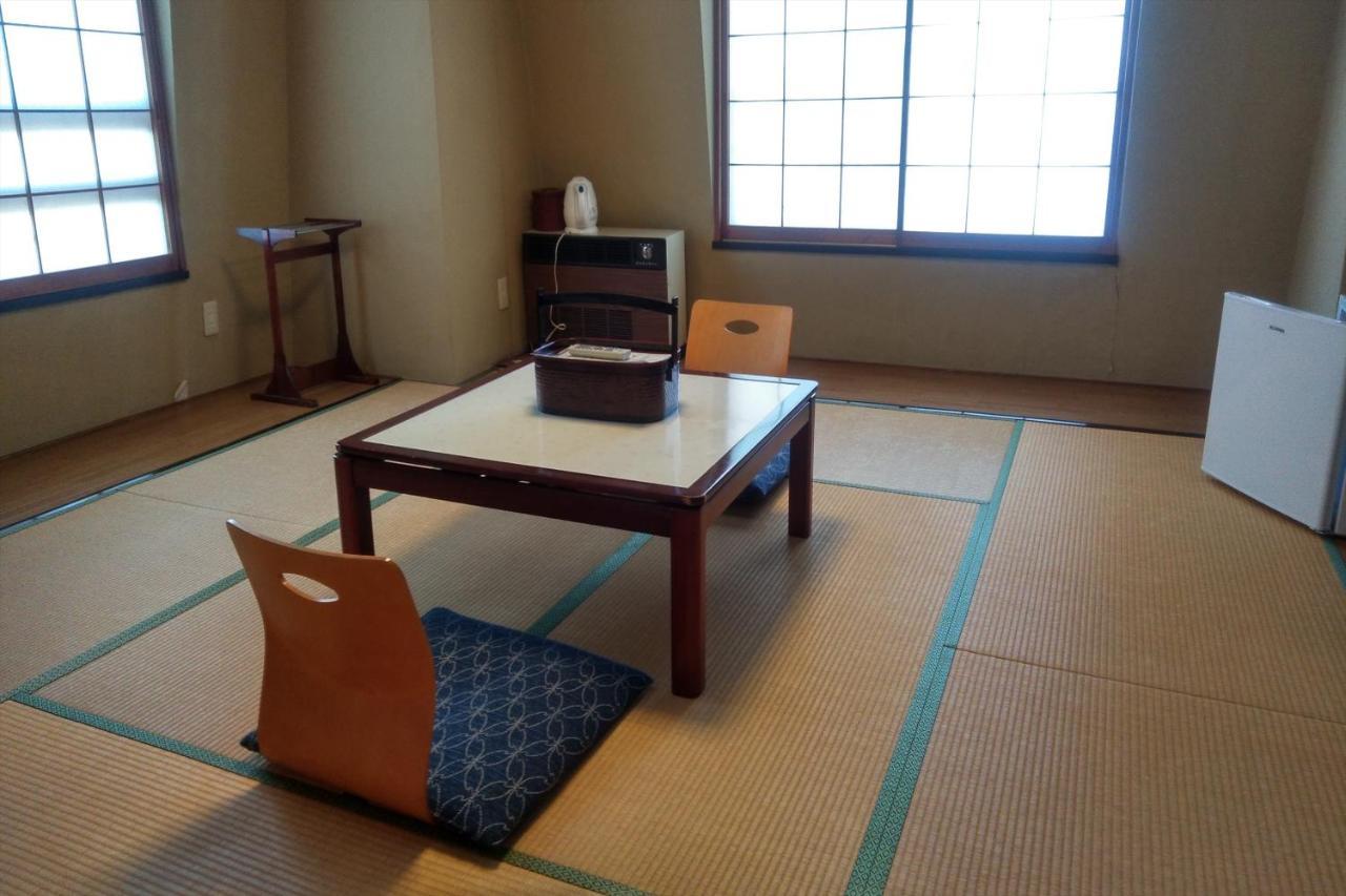 โอโย บิสซิเนส โฮเต็ล อาซาเลีย กุนมะ คูซัตสึ Hotel คุซาสึ ภายนอก รูปภาพ
